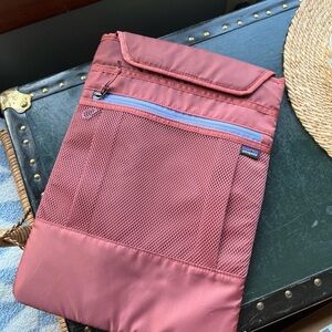 Patagonia Rose Pink Tablet Sleeve with Light Blue Zipper Pocket